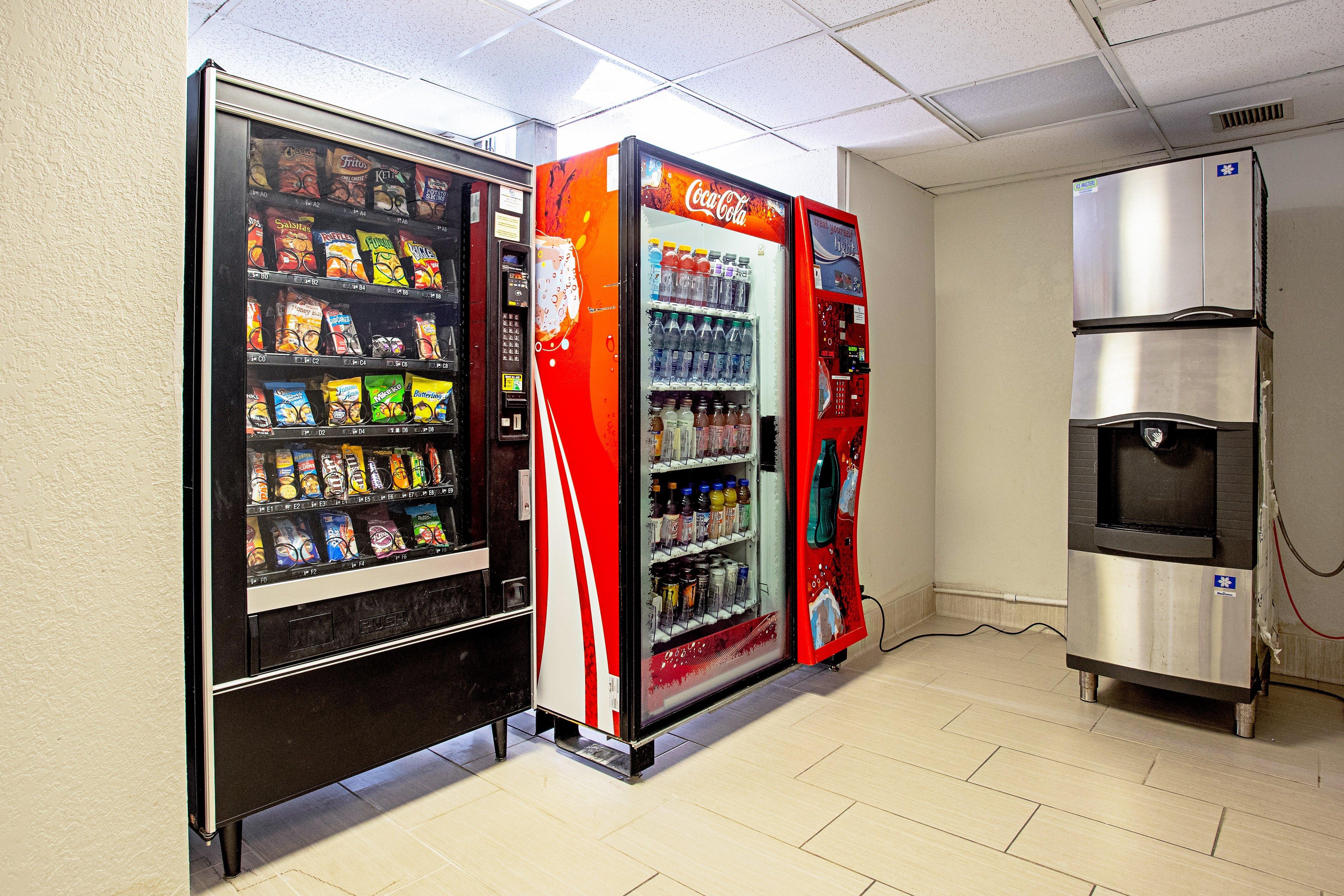 Red Roof Inn Plus+ Wichita East מראה חיצוני תמונה