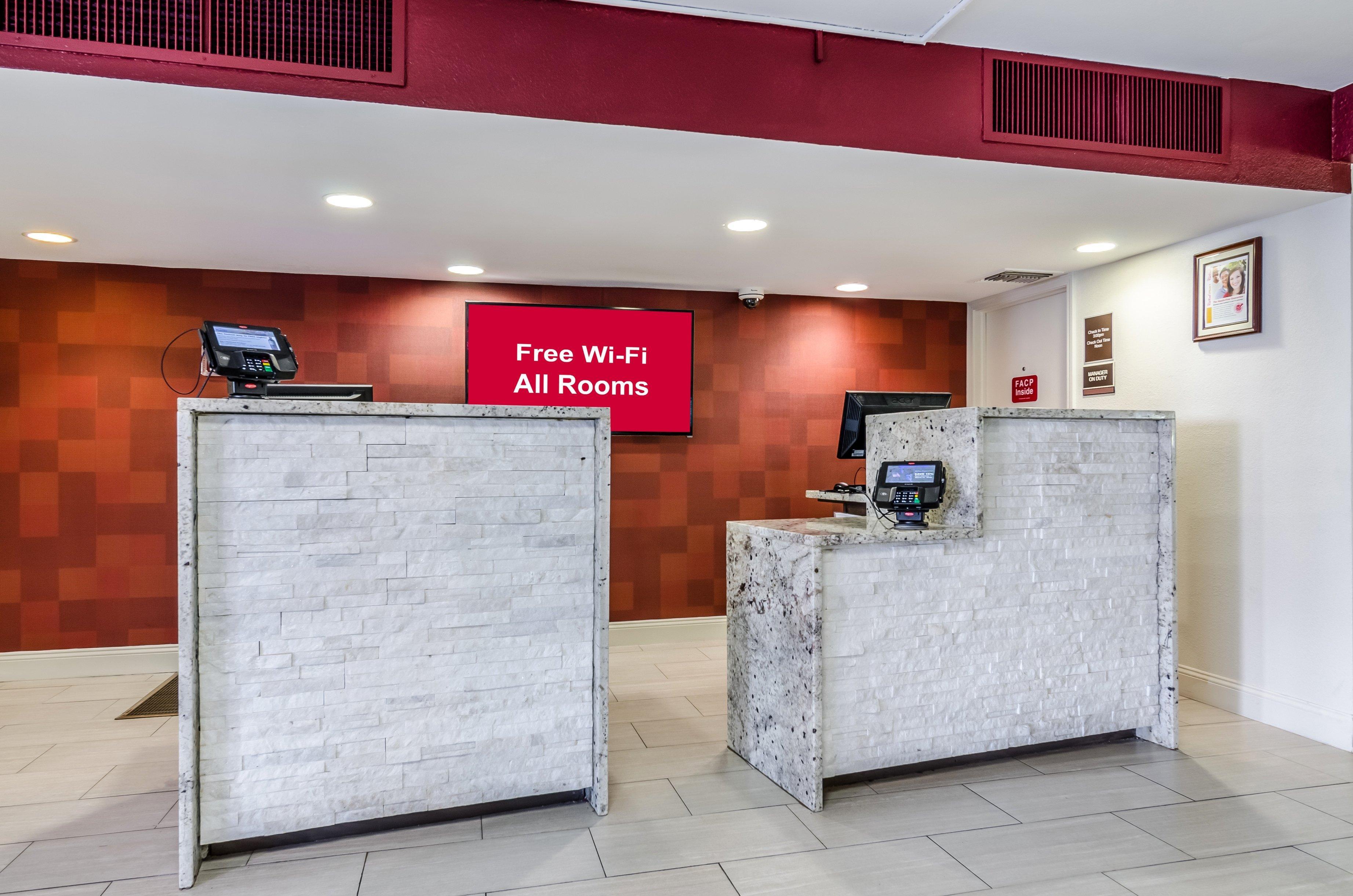Red Roof Inn Plus+ Wichita East מראה חיצוני תמונה